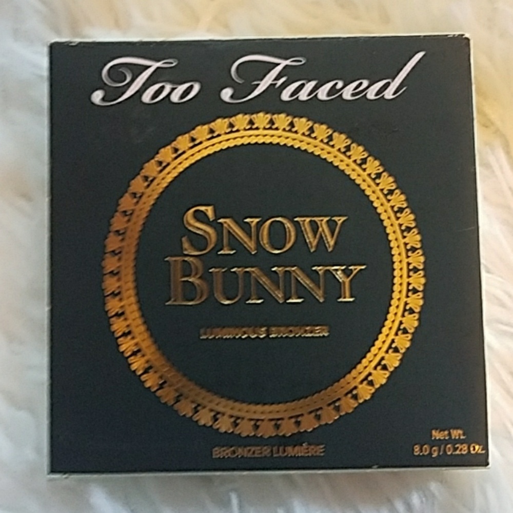 Too faced snow bunny bronzer